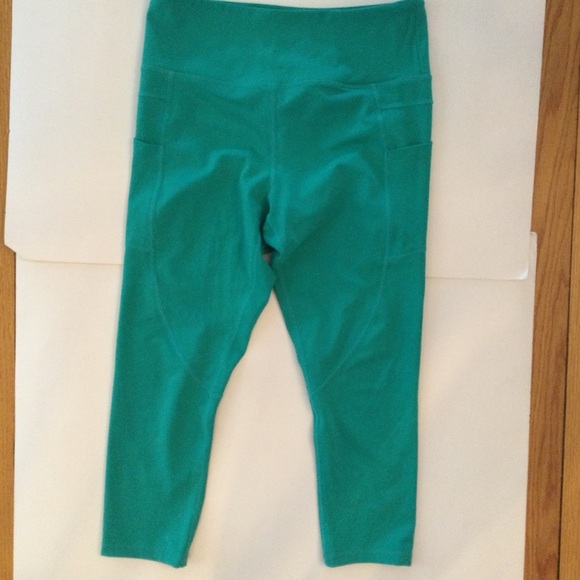 Zyia Active Wear Green stretch Leggings With Pockets Size 8-10 - Picture 2 of 8